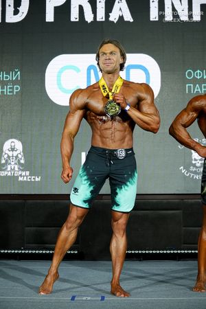 MEN'S PHYSIQUE +179